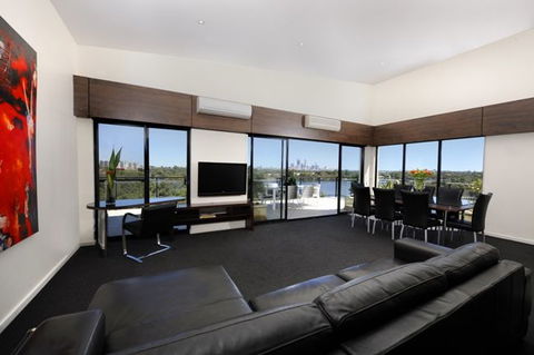 Assured Ascot Quays Apartment Hotel - New Castle Holiday 6