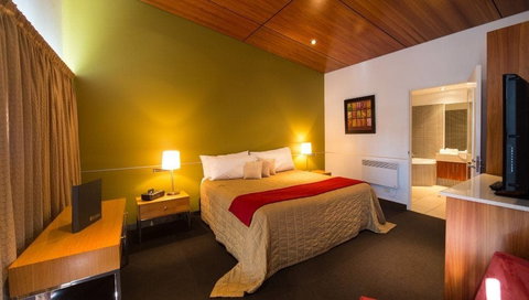 Tall Timbers - New Castle Holiday 11