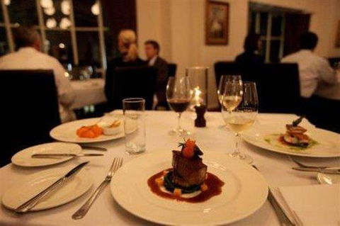 Beau Monde International - New Castle Holiday 10