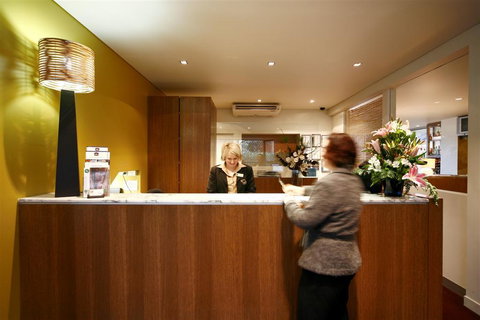 Best Western Plus The Tudor-Box Hill - New Castle Holiday 1