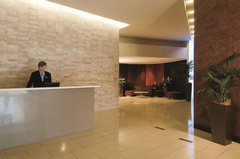 Oaks Casino Towers - New Castle Holiday 1