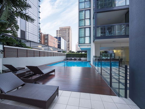 Oaks Charlotte Towers - New Castle Holiday 2