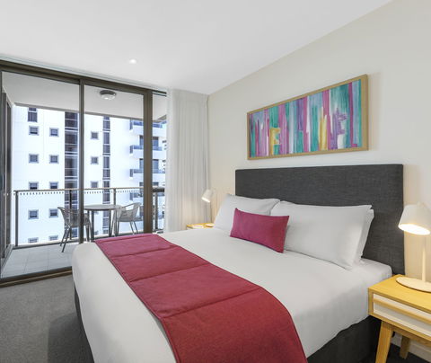 Avani Broadbeach Residences - New Castle Holiday 2