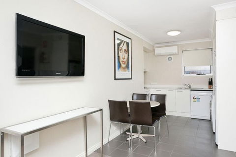 Forrest Hotel & Apartments - New Castle Holiday 2