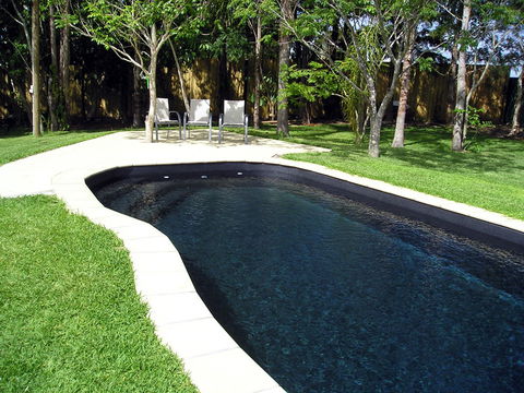 Emeraldene Inn & Eco Lodge - New Castle Holiday 2