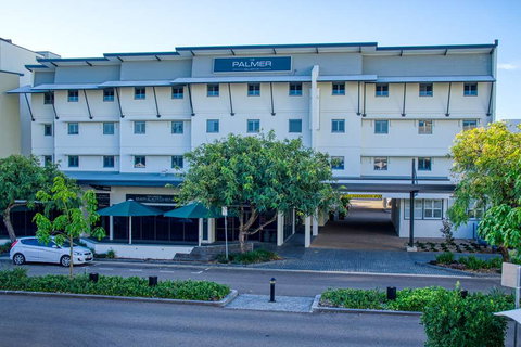 The Palmer Collective - New Castle Holiday 1