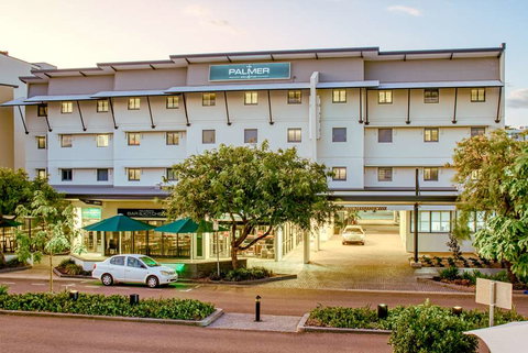 The Palmer Collective - New Castle Holiday 2