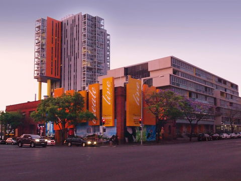 IStay Precinct - New Castle Holiday 0