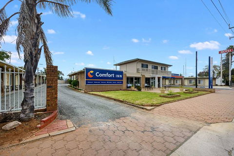 Comfort Inn Flinders On Main - New Castle Holiday 0