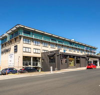 Gateway Hotel by Nightcap Plus - New Castle Holiday