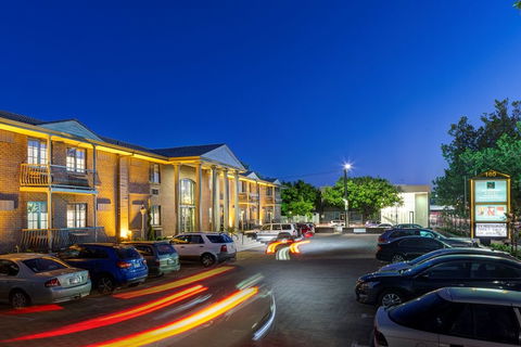 Adelaide Inn - New Castle Holiday 0