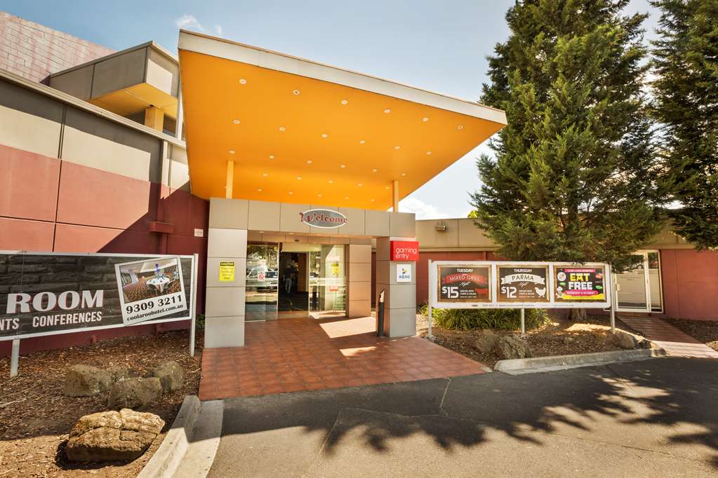 Melbourne Airport VIC New Castle Holiday