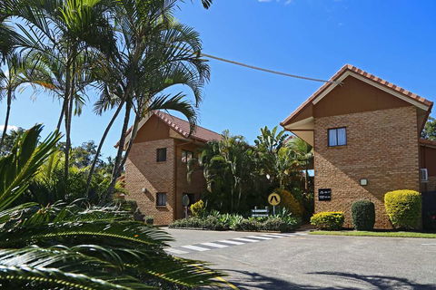 Quality Hotel Robertson Gardens - New Castle Holiday 0