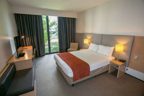 Alpha Hotel Eastern Creek - New Castle Holiday 2