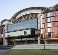 Oval Hotel - New Castle Holiday