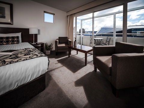 Salamanca Suites - New Castle Holiday 1