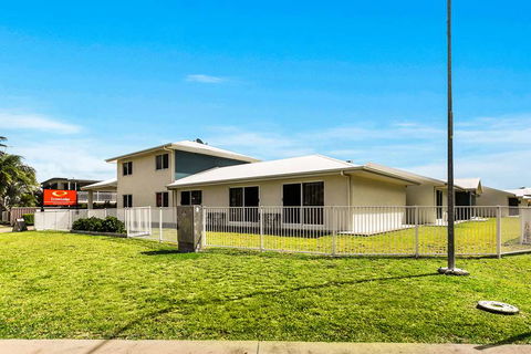 Econo Lodge Beachside - New Castle Holiday 0