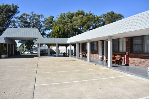 Best Western Parkside Motor Inn - New Castle Holiday 1