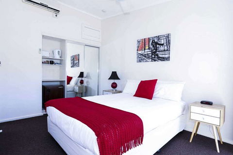 Comfort Inn Premier Coffs Harbour - New Castle Holiday 1