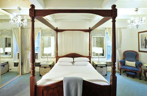 Adeline Bed & Breakfast - New Castle Holiday 2