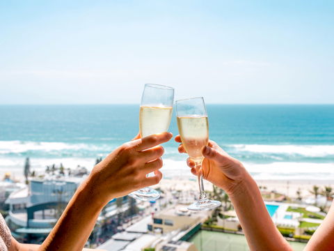 Novotel Surfers Paradise - New Castle Holiday 1
