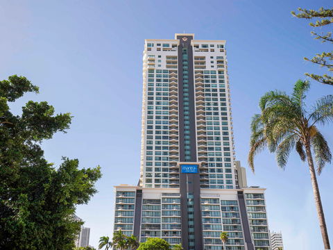 Mantra Crown Towers Surfers Paradise - New Castle Holiday 0