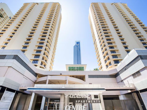 Paradise Centre Apartments - New Castle Holiday 1