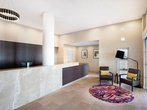 Paradise Centre Apartments - New Castle Holiday 2
