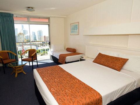 Islander Resort Hotel - New Castle Holiday 2