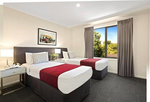 Quest Mont Albert - New Castle Holiday 14