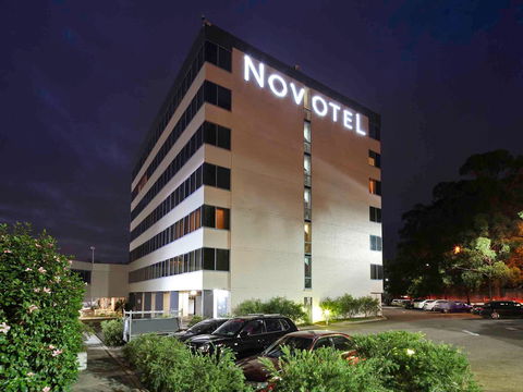 Novotel Sydney Rooty Hill - New Castle Holiday 0