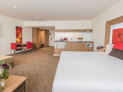 Novotel Sydney Rooty Hill - New Castle Holiday 10