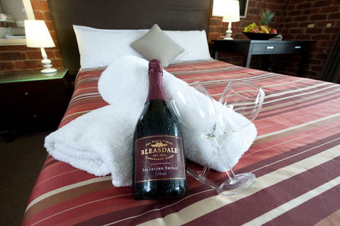 Admiral Motor Inn - New Castle Holiday 2