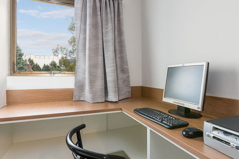 Metro Hotel Miranda - New Castle Holiday 4