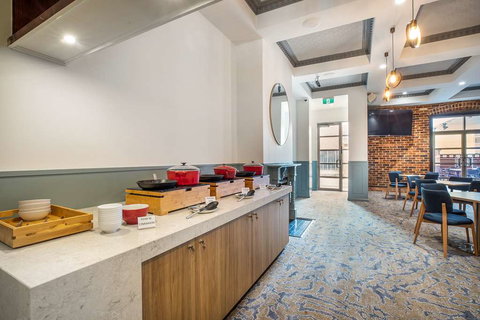 Sands Hotel by Nightcap Plus - New Castle Holiday 6