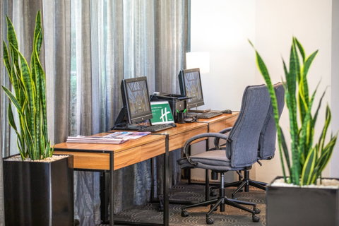 Holiday Inn Potts Point - New Castle Holiday 14