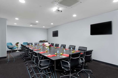 Rydges Sydney Airport Hotel - New Castle Holiday 9