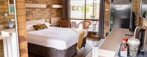 Abacus Motel Mount Isa - New Castle Holiday 4