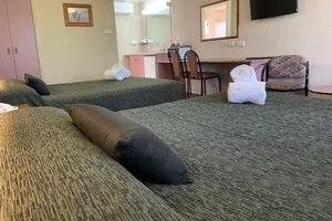 Outback Motel - New Castle Holiday 8