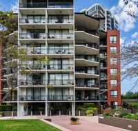 The Docks On Goodwin - New Castle Holiday