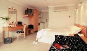 Astor Metropole & Apartment - New Castle Holiday 0