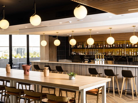 Mercure Melbourne Doncaster - New Castle Holiday 13