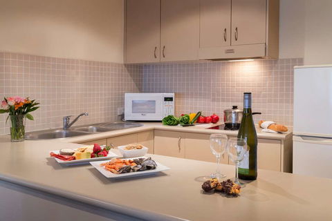Canberra Parklands Central - New Castle Holiday 5
