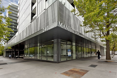 Astra Canberra Manhattan - New Castle Holiday 1