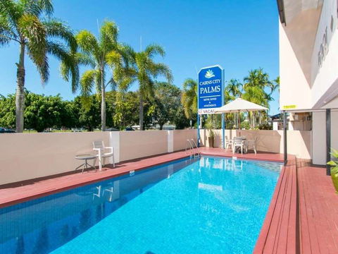 Cairns City Palms - New Castle Holiday 5