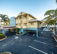 Cairns Queenscourt - New Castle Holiday