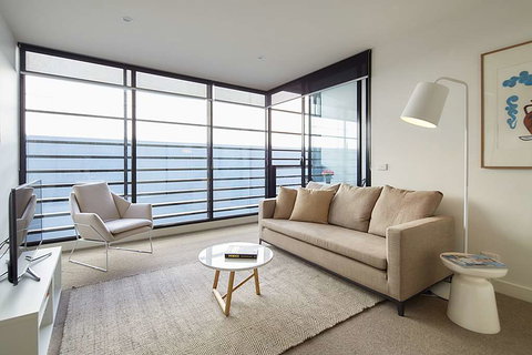 381 Cremorne - New Castle Holiday 2