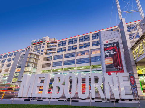 PARKROYAL Melbourne Airport - New Castle Holiday 1