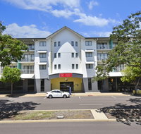 Metro Advance Apartments  Hotel - New Castle Holiday