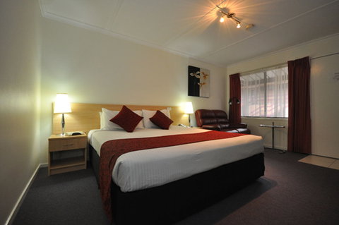 Edinburgh Motor Inn Warragul - New Castle Holiday 2